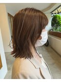 伸ばしかけも可愛くレイヤーロブ