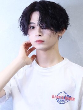 コンフィデンス メンズヘアー(confidence MEN'S HAIR) パープルブラックスパイラルパーマ 刈り上げ前下がりマッシュ