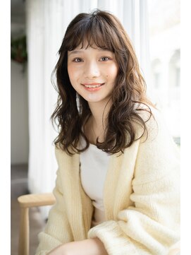 マグノリア(MAGNOLIA) 重軽質感が可愛い愛されロング・・・HINATA