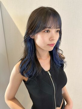 アム(amu) インナーカラー/ブルーブラック/ロングレイヤー/ネイビーカラー