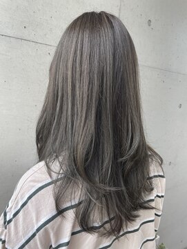 アチーブリス(achieve Liss) 大人可愛い透明感立体感アッシュカラー×なみなみウェーブ