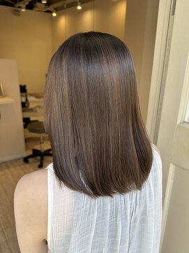 ハシゴ(hasigo.) 透明感グレージュカラー