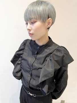 イル(ill) ミント カーキ グレージュ ベリーショート