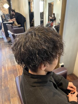 アズーア ヘアーアンドスパ(azure hair&spa) 束間UP↑ツイストスパイラルパーマ