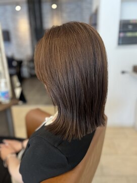 クティエ(Cuthie) 切りっぱなし/ミディアム/小牧市/髪質改善