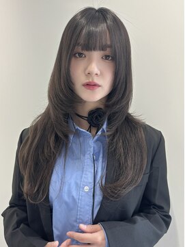 ユーフォリア 新宿通り(Euphoria) ハッシュカット/ザクザクレイヤー/韓国ヘア/ロングレイヤー