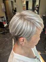 エーメイド(A made)&nbsp;ホワイトカラー