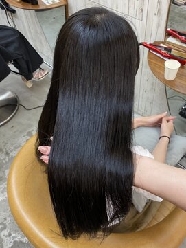 ロンドアジュール 横浜(Lond azur) 汗や湿気に負けない！髪質改善もできる縮毛矯正 横浜