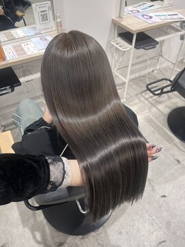 ゼスト 八王子店(ZEST) オリーブグレージュ<ホノカ>