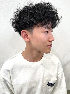 アーバン バイ シーン(URBAN by scene) ツイストスパイラルパーマ