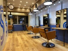 アグ ヘアー ブリス 阪神尼崎駅前店(Agu hair bliss)の雰囲気（こだわりが詰まった空間★リラックスしてお過ごしください。）