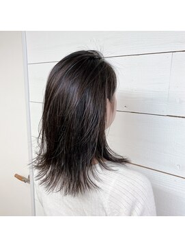 ピース トウキョウ(PEACE TOKYO) 王道そして、鉄板の外ハネスタイル