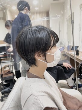 アッシュ 大泉学園店(Ash) 【黒髪でも可愛い】丸みショート@miya_short_ash