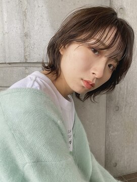 ロズ 無造作ミディアム×イルミナカラー