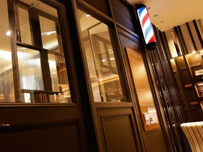 ギンザジェントルマンズバーバー 三越銀座店(GINZA GENTLEMAN'S BARBER)の写真