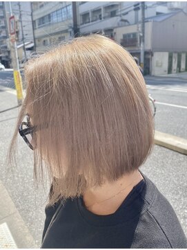 ロカリタ フォー ヘアー 四条大宮店(ROCAReTA FOR HAIR) ミルクティーベージュカラー