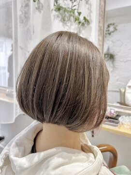 コンフィープラス(comfy plus) 30代40代50代髪質改善カラーナチュラルボブ透明感小顔白髪染め