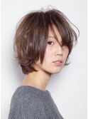無造作ショート×ハイライト