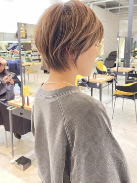 ビューブルー 亀戸錦糸町(VIEW BLUE) 美髪シアーカラーピンクブラウンショートカット切りっぱなしボブ