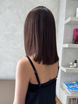 シベルバレー 横浜(sibell) *レイヤーカット顔周りレイヤーウルフハッシュカットミディアム