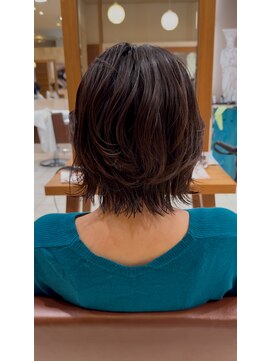 ネオリーブ ドレス 川崎アゼリア口店(Neolive dress) レイヤーカット