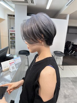 ヴェイン 渋谷(vain) ショートウルフ/くすみカラー/センターパート/小顔