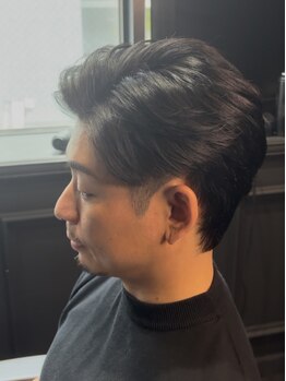 デュードラボ ヘア(DUDELAB ヘア)の写真/【堺筋本町30秒】ワンランク上のビジネススタイルなら【Men's Salon DUDELAB】にお任せ!