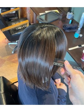 プレイス(PLACE) 【髪質改善ストレートパーマ】手で乾かすだけで艶髪に☆