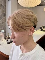 ヒュー 広島(HEW)&nbsp;メンズハイトーン韓国風Y2K刈り上げフェザーパーマツーブロック