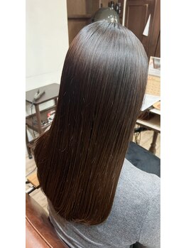 アイノア ソワン(AInoa Soins)の写真/矯正で傷んだ髪は適切なケアをしなければ修復しません。もう無理...なんて諦めている方!お任せください♪ 