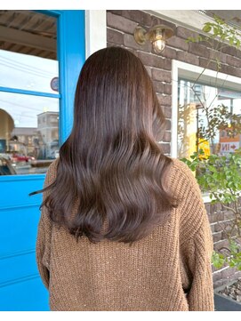 アズグロウ エクラ(AS GROW 'eclat) 前髪まとまり重視の艶ロングスタイル