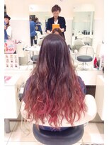 ケンジ 平塚 アネッタ(KENJE annetta)&nbsp;抜け感！ラフなくせ毛風 PINKグラデーション