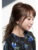 フリーク(FLEEK)&nbsp;柔らかグレージュまとめ髪