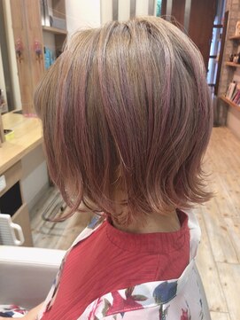 ラブリッシュ(LOVERICHE) ハイトーンピンクグラデーションカラー［延山瞳styling］