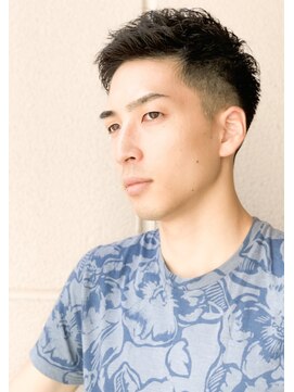 メリケンバーバーショップ コウベ(MERICAN BARBERSHOP KOBE) サイドグラデーション七三オールバックツイストパーマ#m725