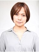 タイトな縦長ハンサムショート
