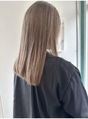 くすみベージュ