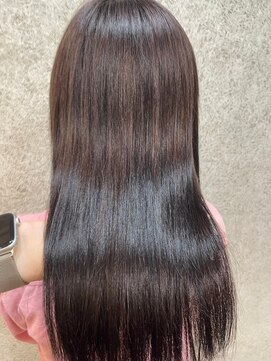 ガーディナ(Gardina) 髪質改善トリートメント 縮毛矯正　チョコレート　透明感カラー