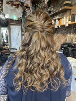 オーバーキャプテンネイキッド(OVER CAPTAIN NAKED)&nbsp;お呼ばれに　ハーフアップスタイル