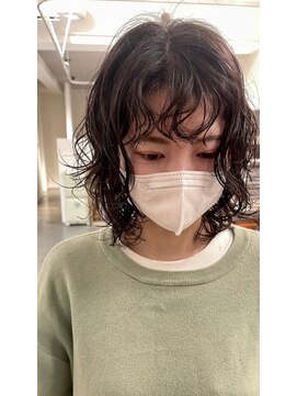 ニクル(nikru) フレンチウルフパーマ