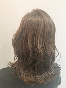 モダンメイド 四条烏丸(modern made) ミディアム20代30代40代カールセミディシアーカラー姫カットボブ