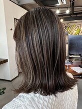 リム(Rim) 白髪ぼかしハイライトカラー