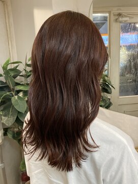 アミュレ(Amule) 艶髪マロンブラウンゆるやかウェーブくびれロング