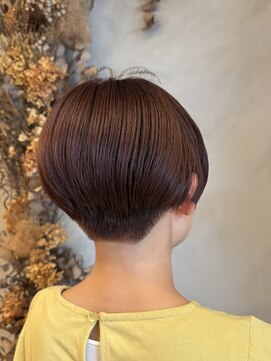 ヒトイロ(hitoiro) 刈り上げマッシュ×ピンクオレンジ