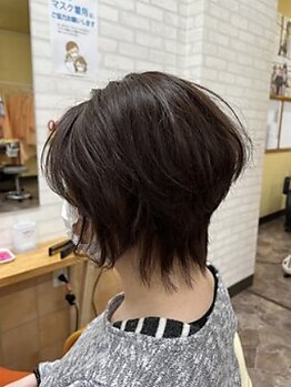 ビューティサロン ドルチェの写真/経験豊富なスタイリストが髪質・骨格・クセを見極めて施術します!どの角度から見てもキレイなカットが魅力*