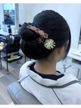 イースタイルコムズヘア 柳通り店(e-style com's hair) シニヨン★カチモリヘア