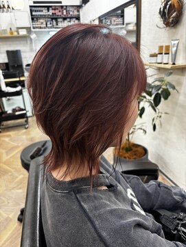 カノウ(Know) 30代40代50代丸みショートウルフレッドカラー