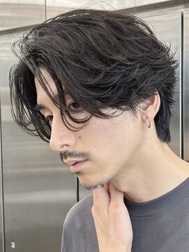 フィフス 大分(fifth) 大分つよめフェザーパーマメンズカットナチュラルセンターパート