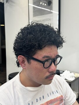 大人短髪パーマ【渋めパーマ】