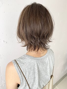 ダブルトーキョー シブヤ(W-TOKYO SHIBUYA) ハイライト×グレージュ　ウルフカット　ショートウルフ